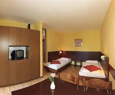 Hotel Donat