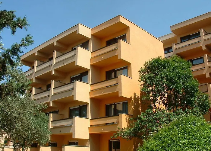 Готель Donat 3*