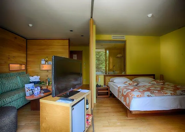 Donat فندق زادار