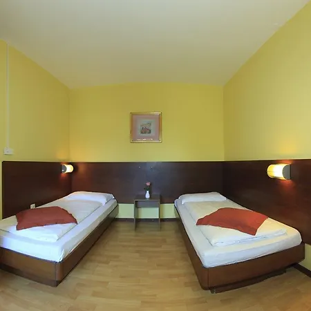 Szálloda Donat 3*